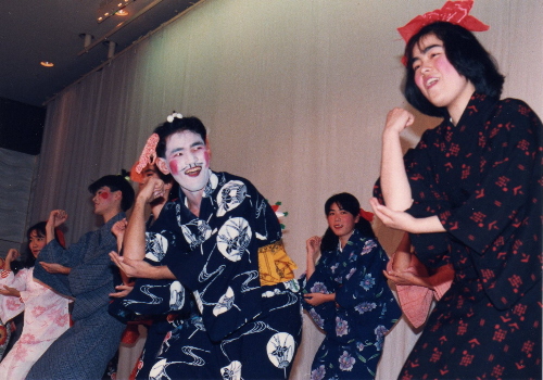 �s�C���Ƃ������ׂ�